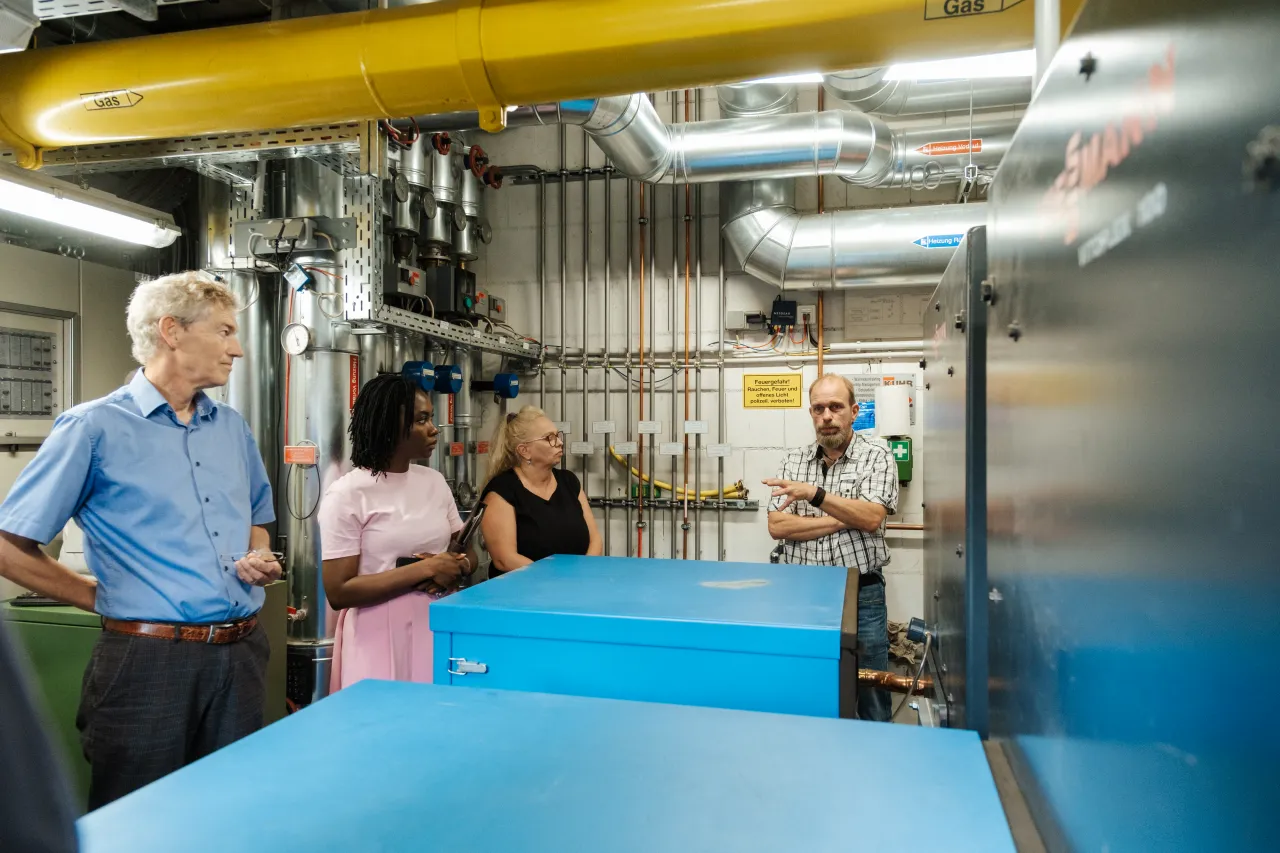 21-energiekonsens_energie-effizienztisch_botanika-69