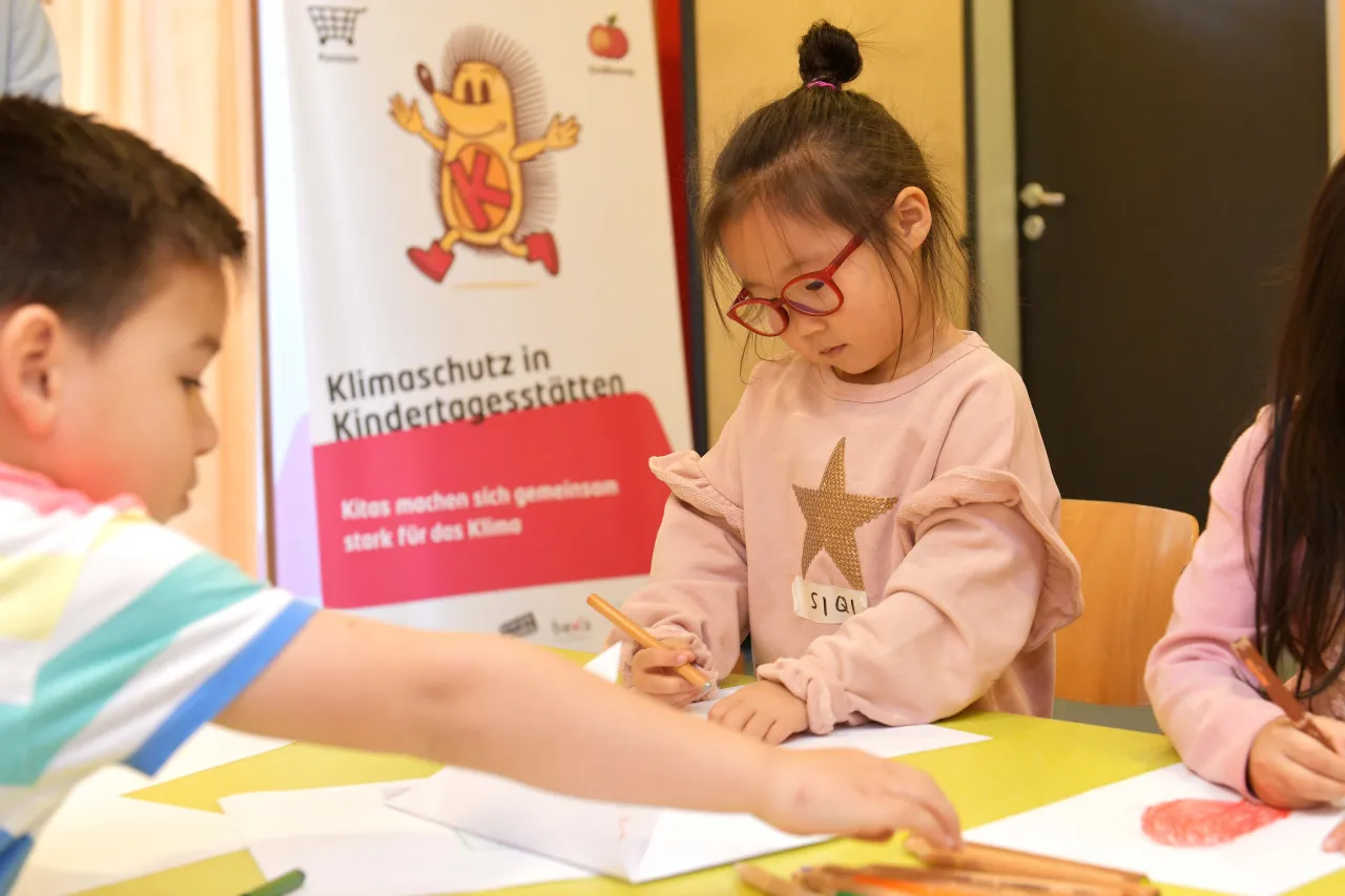 Kinder in einer ener:kita