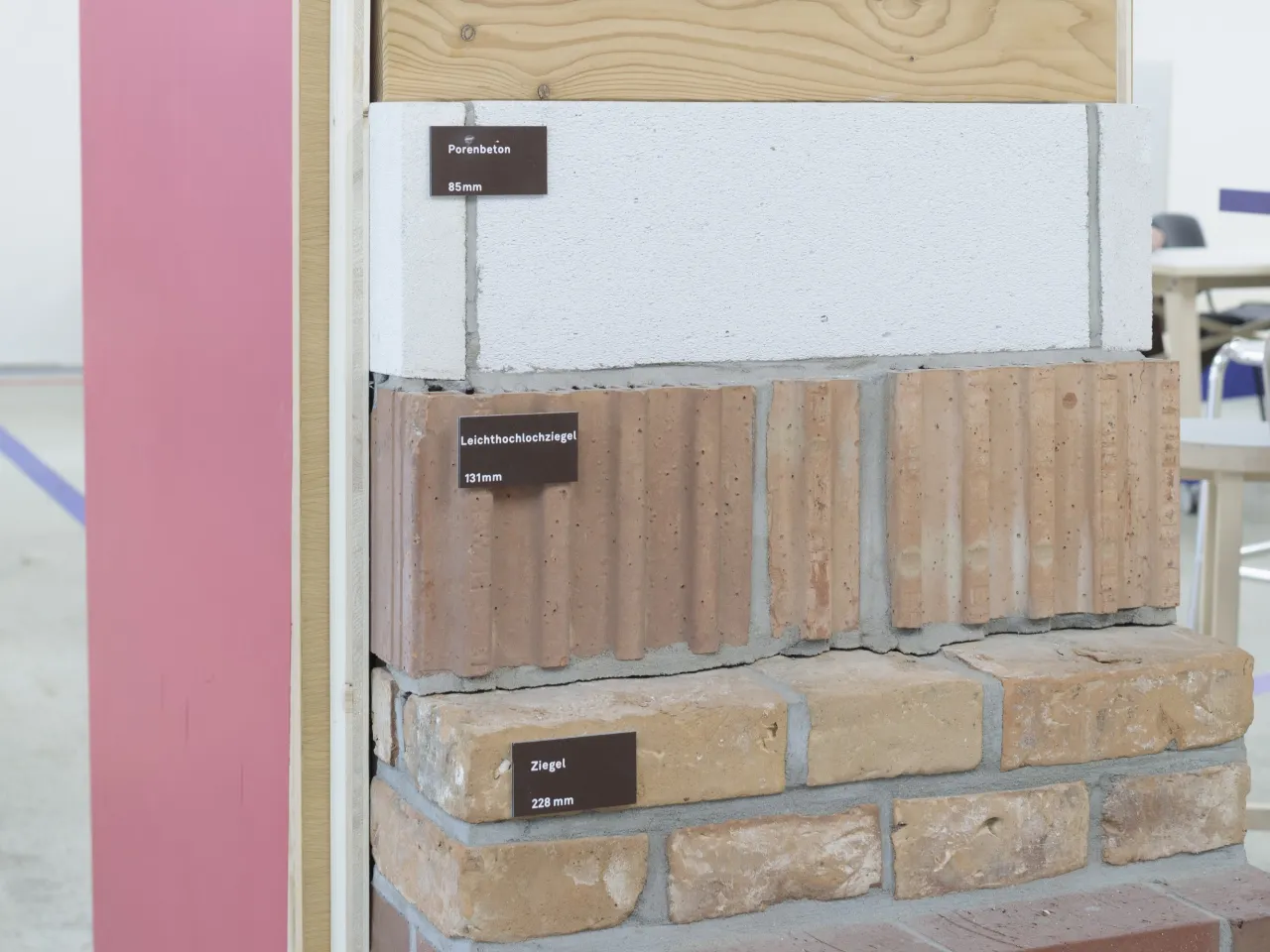 D&auml;mmschichten Exponat im Klima Bau zentrum