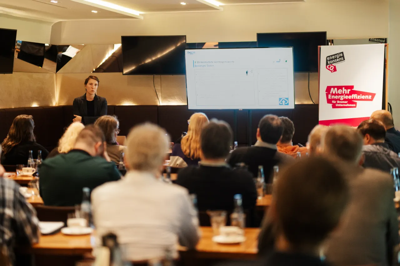 35_energie-effizienztisch_weserstadion-1