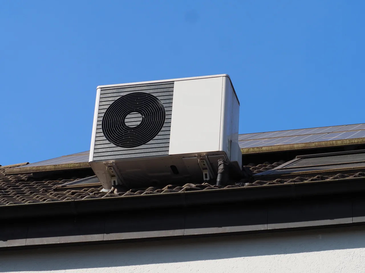 waermepumpe-dach