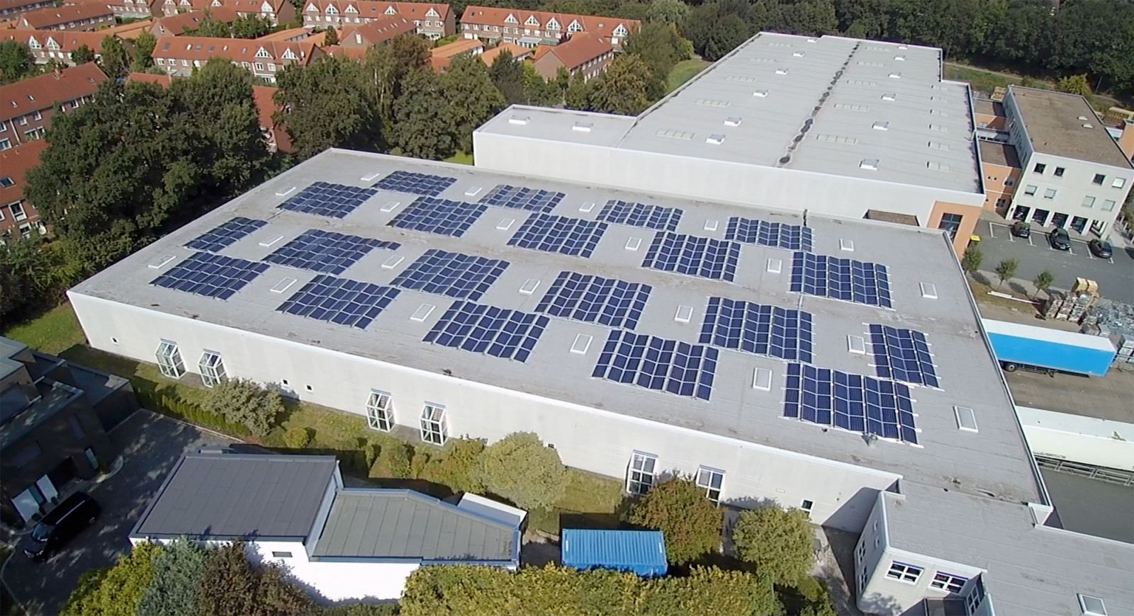 Solaranlage auf der Dach der Firma Gebr. Dölle GmbH