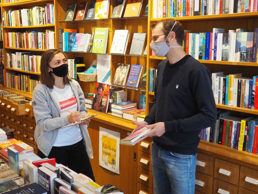 Energielotsin Kathi nimmt die Buchhandlung Buntentor unter die Lupe