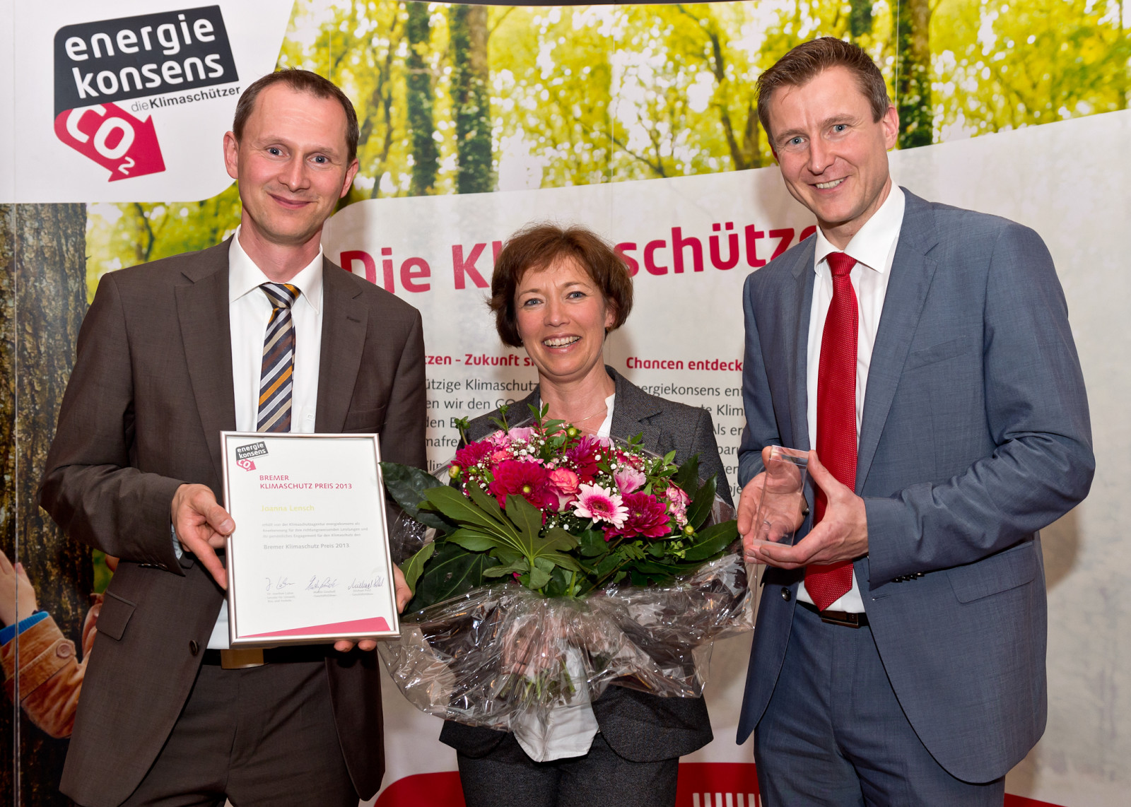 Joanna Lensch wird mit dem Klimaschutzpreis 2013 ausgezeichnet.